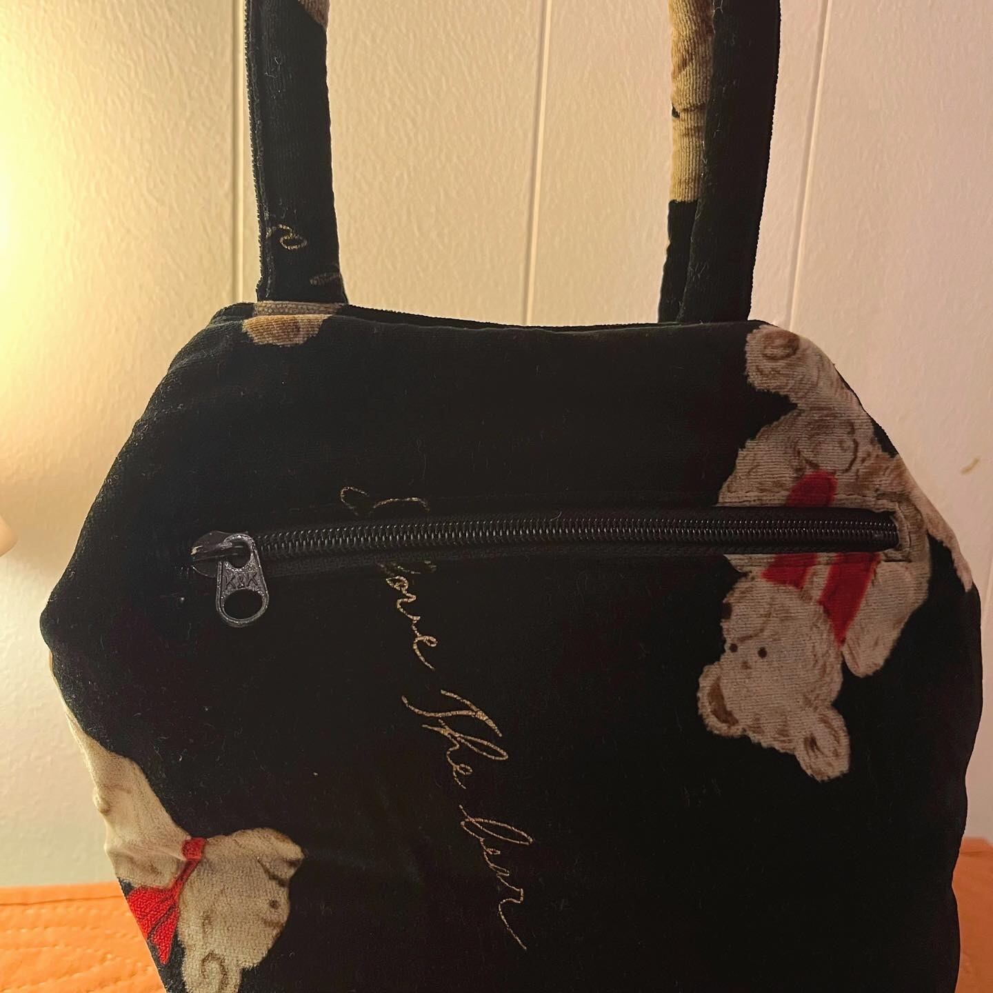 black bear velours circle bag