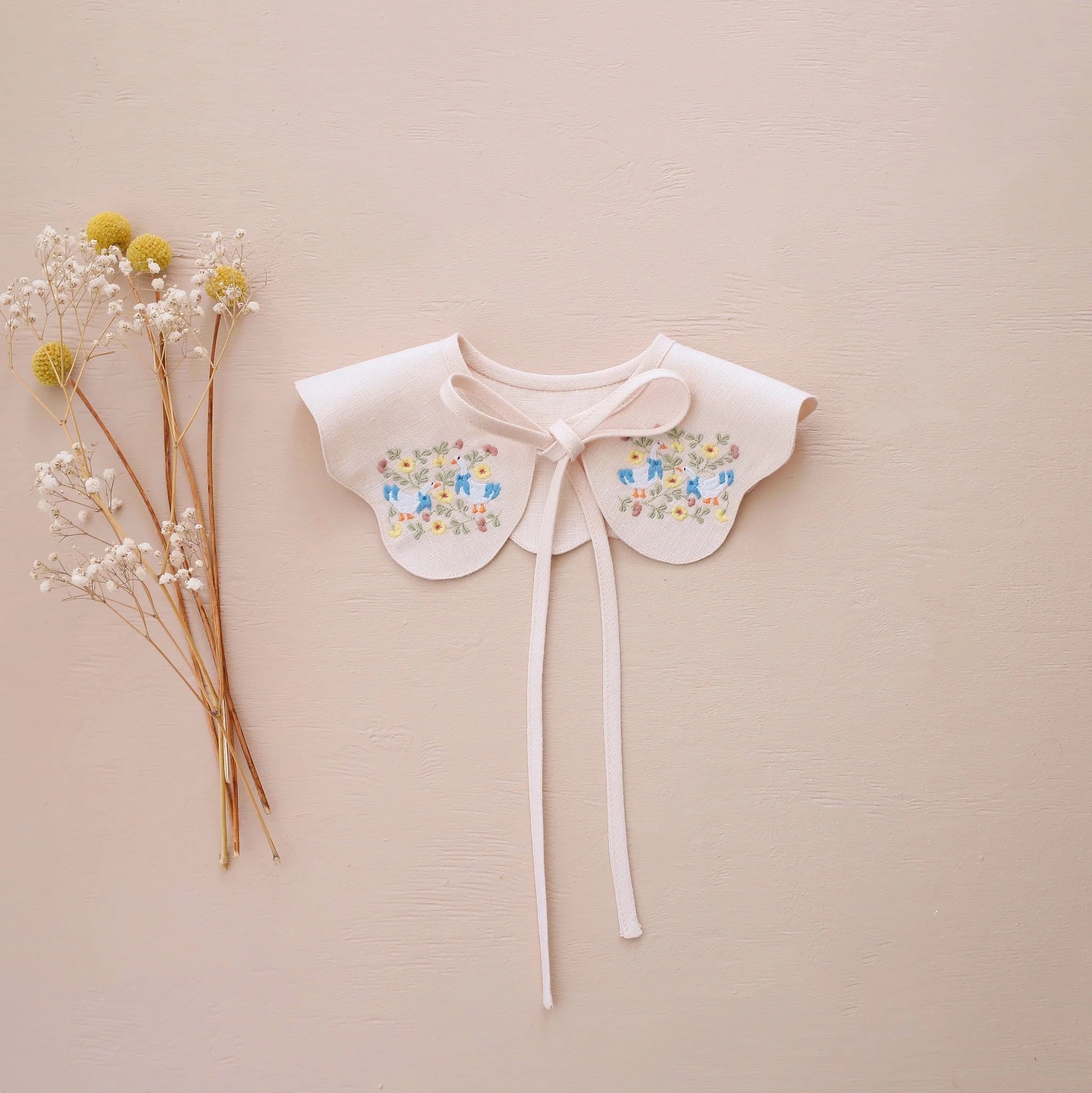 【予約】Dannie and Lilou / LINEN / Detachable Petal Collar