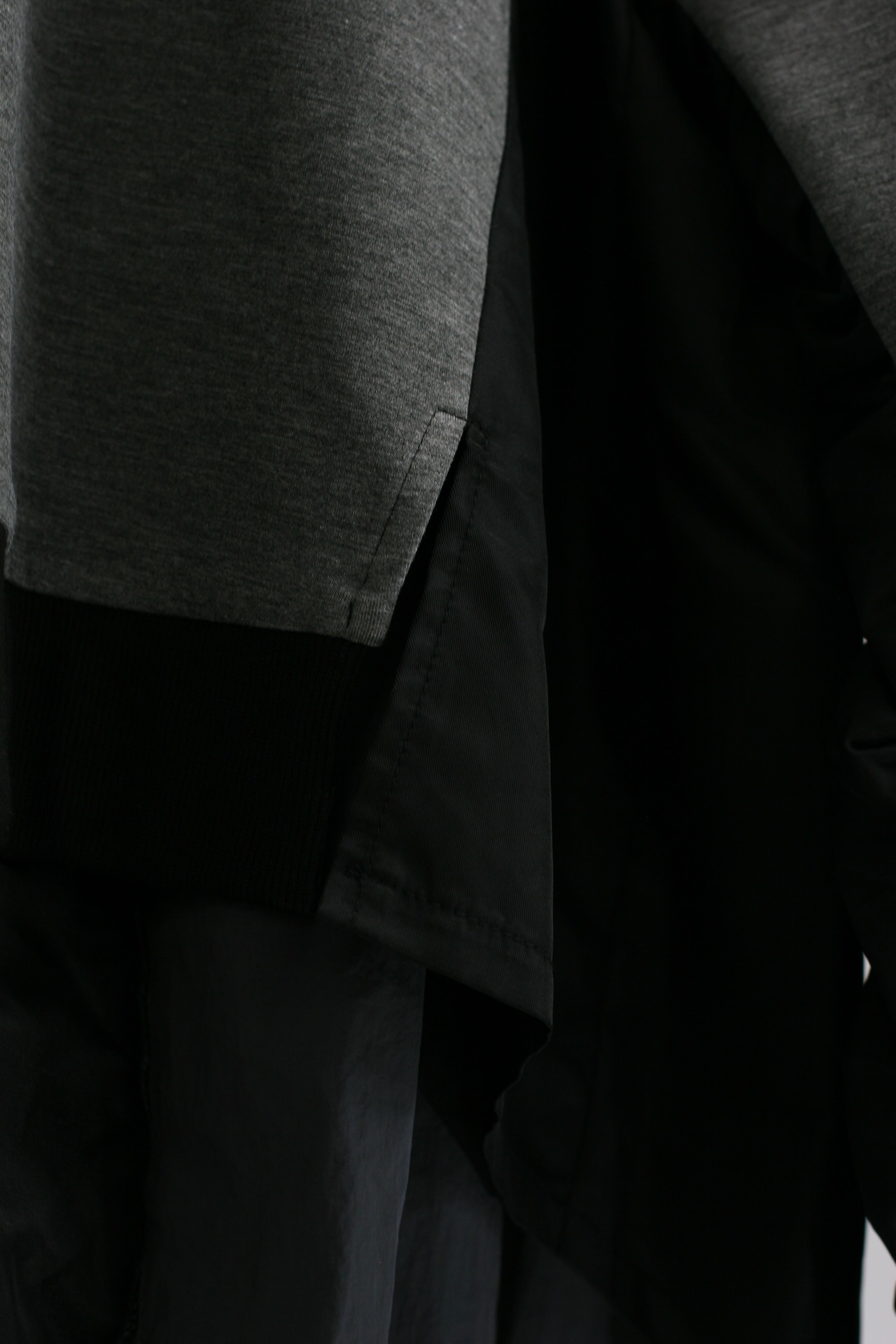 【Parc.1】Back pleats layered hoodie(102-076322)