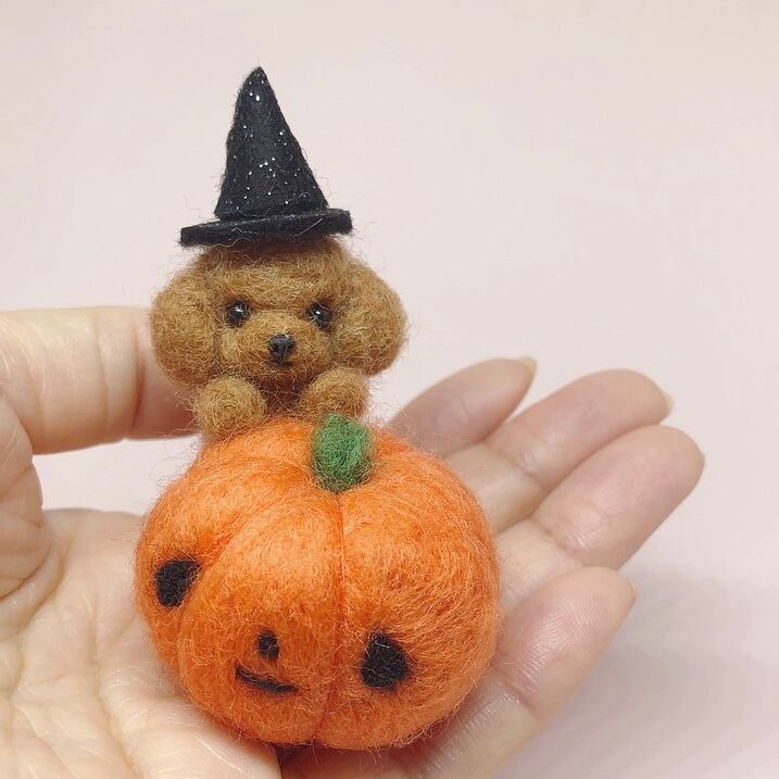 ハロウィン　羊毛フェルト　トイプードル