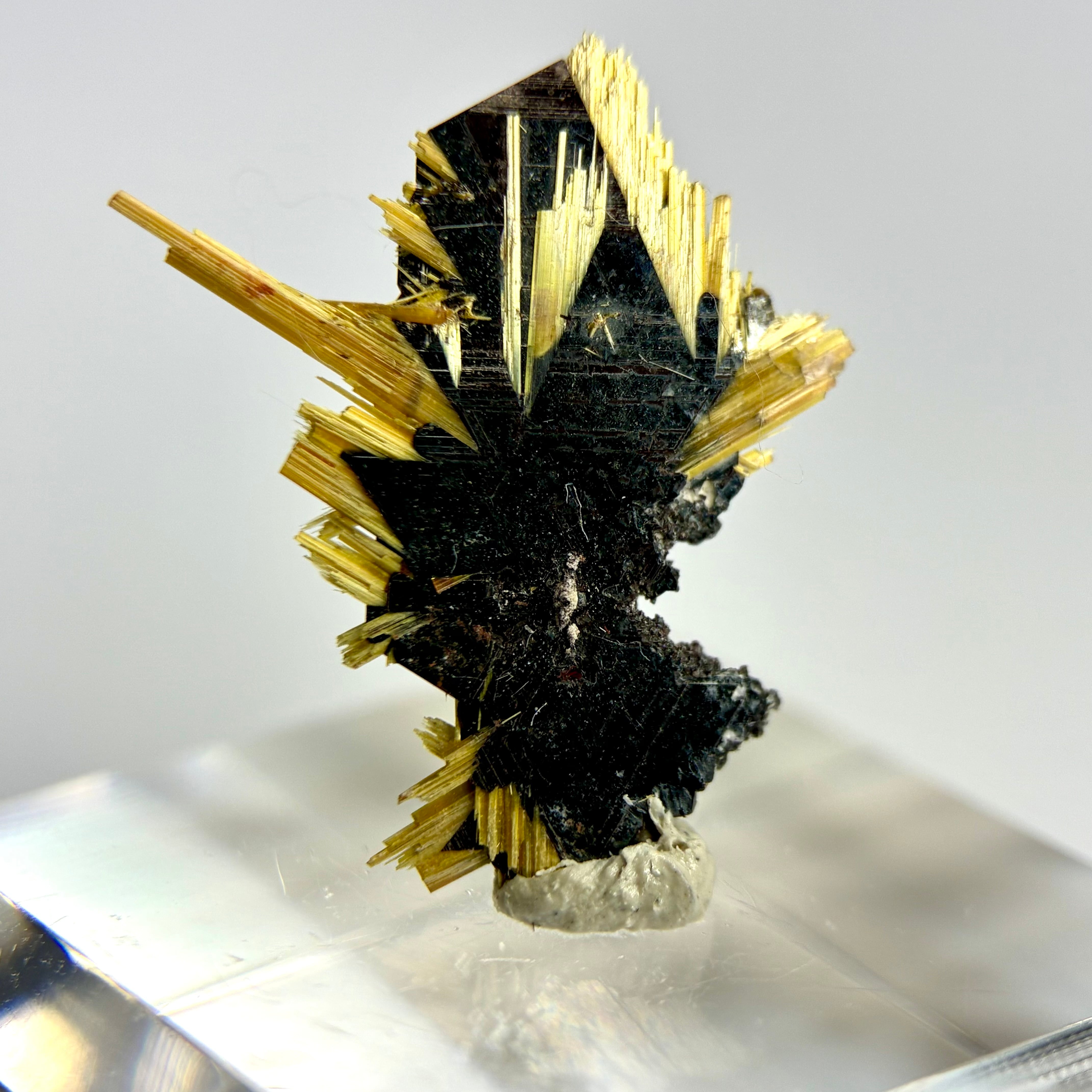ルチルオンヘマタイト | World Minerals 世界中の天然石・鉱物原石の販売店