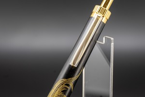 【魅惑の黒い紋様】 黒柿 漆 沈金 軍鶏 gold BP