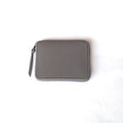 E R A. BUBBLE CALF ROUND PALM WALLET  L002