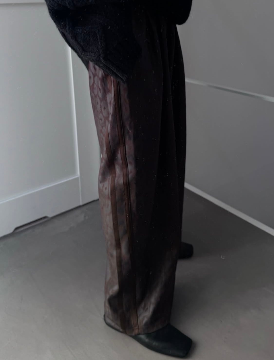 受注予約：5月中旬入荷予定】Leopard Luxe track PT/brown | CFT.