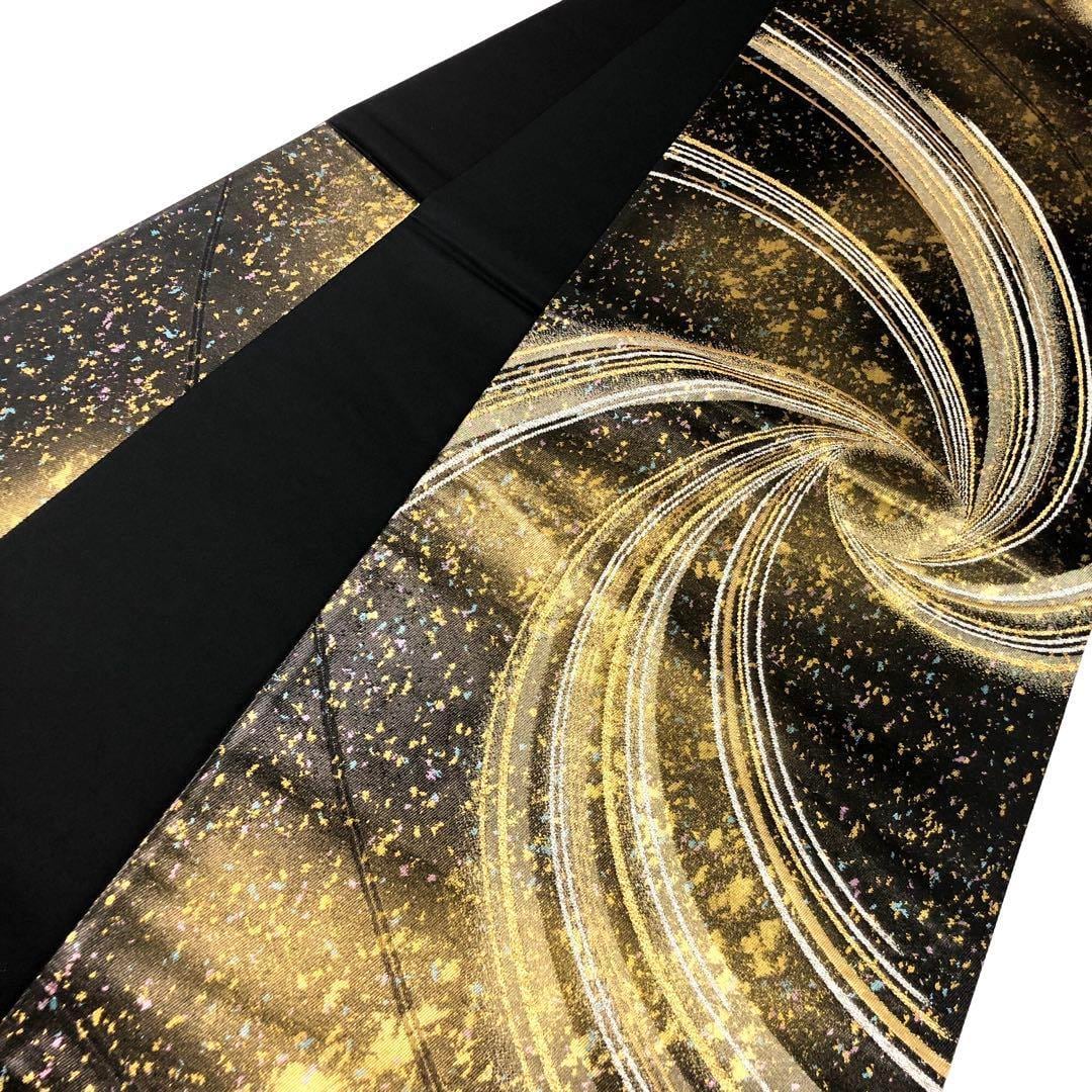 O-2905 袋帯 幻想的な金の渦模様 オーロラ箔 箔散らし モダン柄 黒色