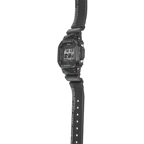 カシオ G-SHOCK GW-S5600U-1JF ソーラー電波時計 カーボンファイバー