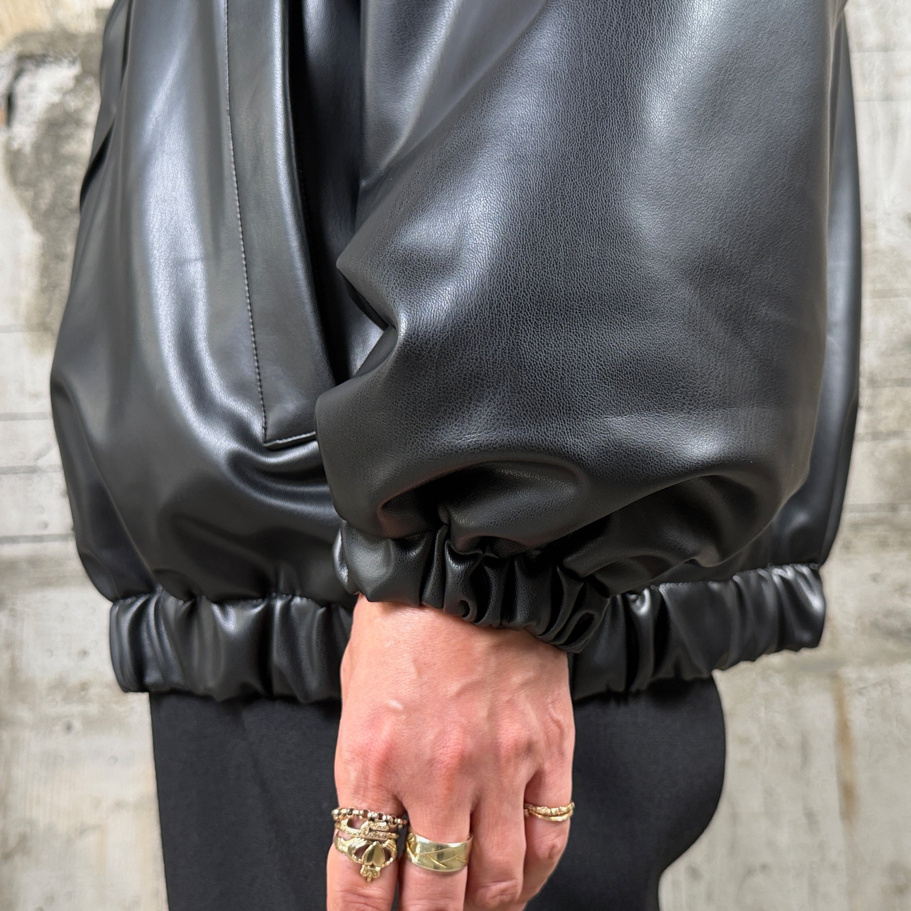 HYKE【ハイク】 FAUX LEATHER JACKET (17587) / BLACK | glamour online