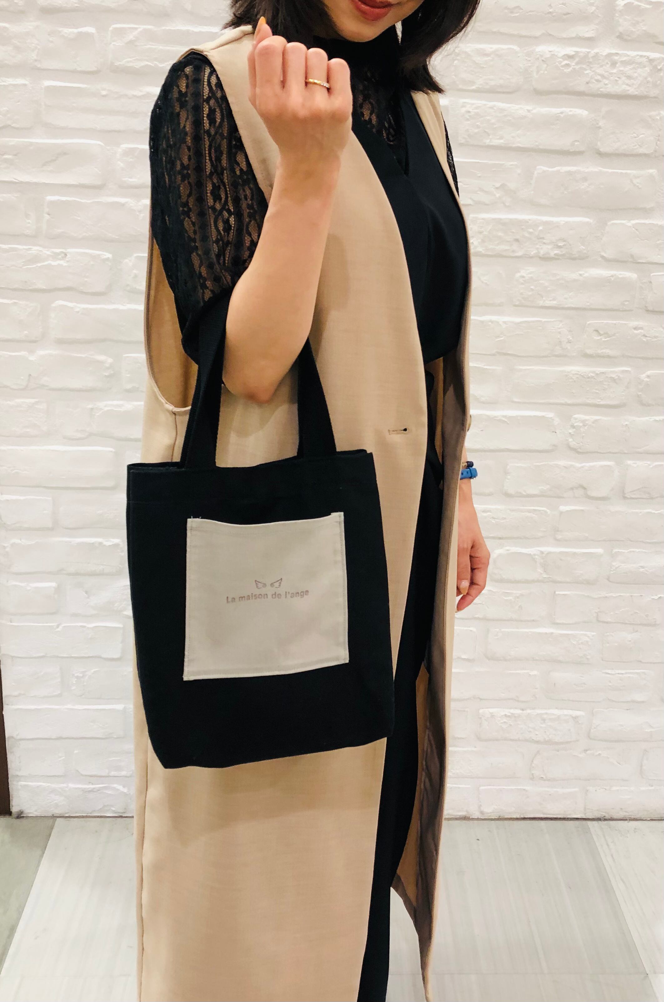 作品NO.16#4ちょっとコンビニトートバッグ（ブラック） | La maison de