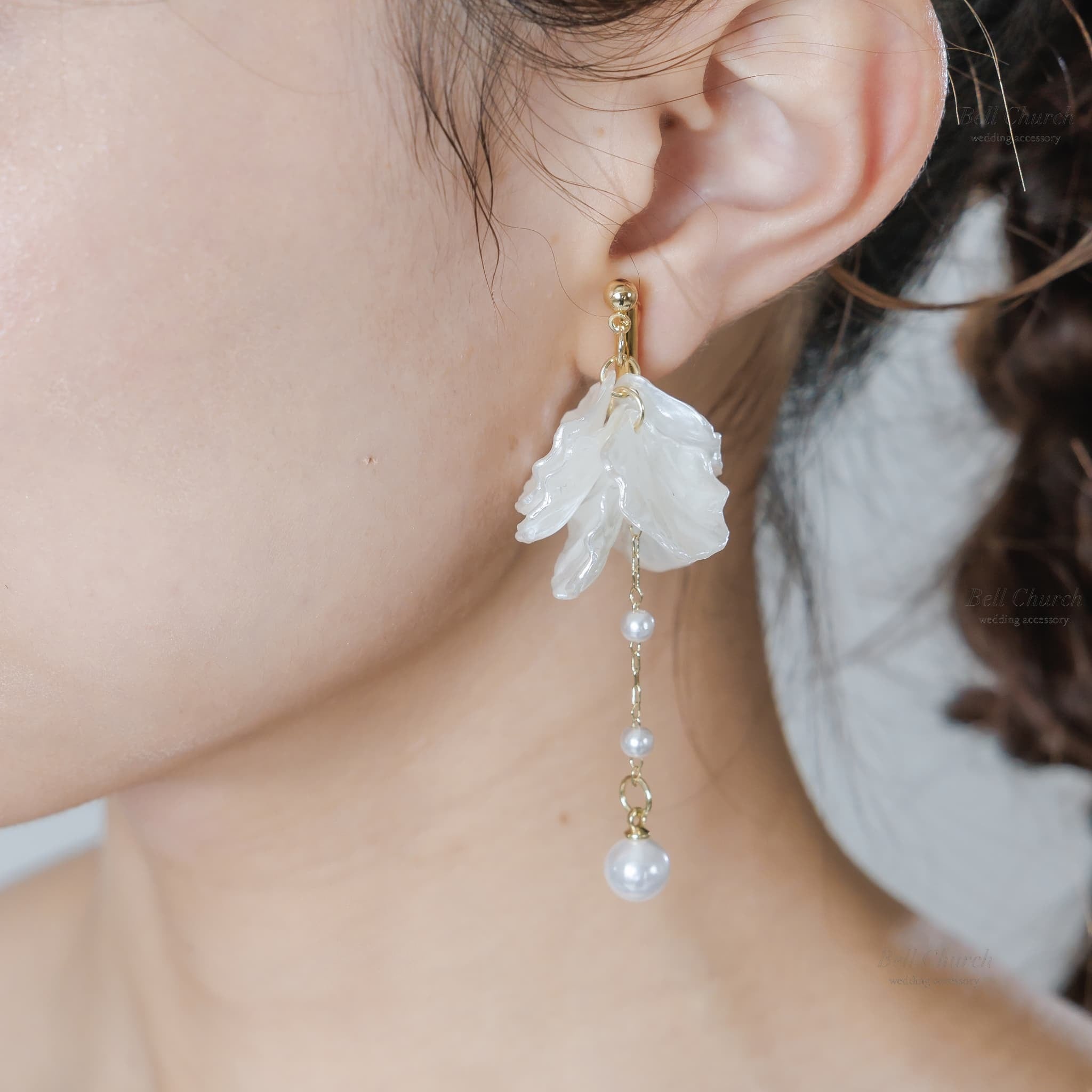 パール花モチーフイヤリング パールフラワーモチーフピアス/イヤリング | ANNA SAKAMOTO