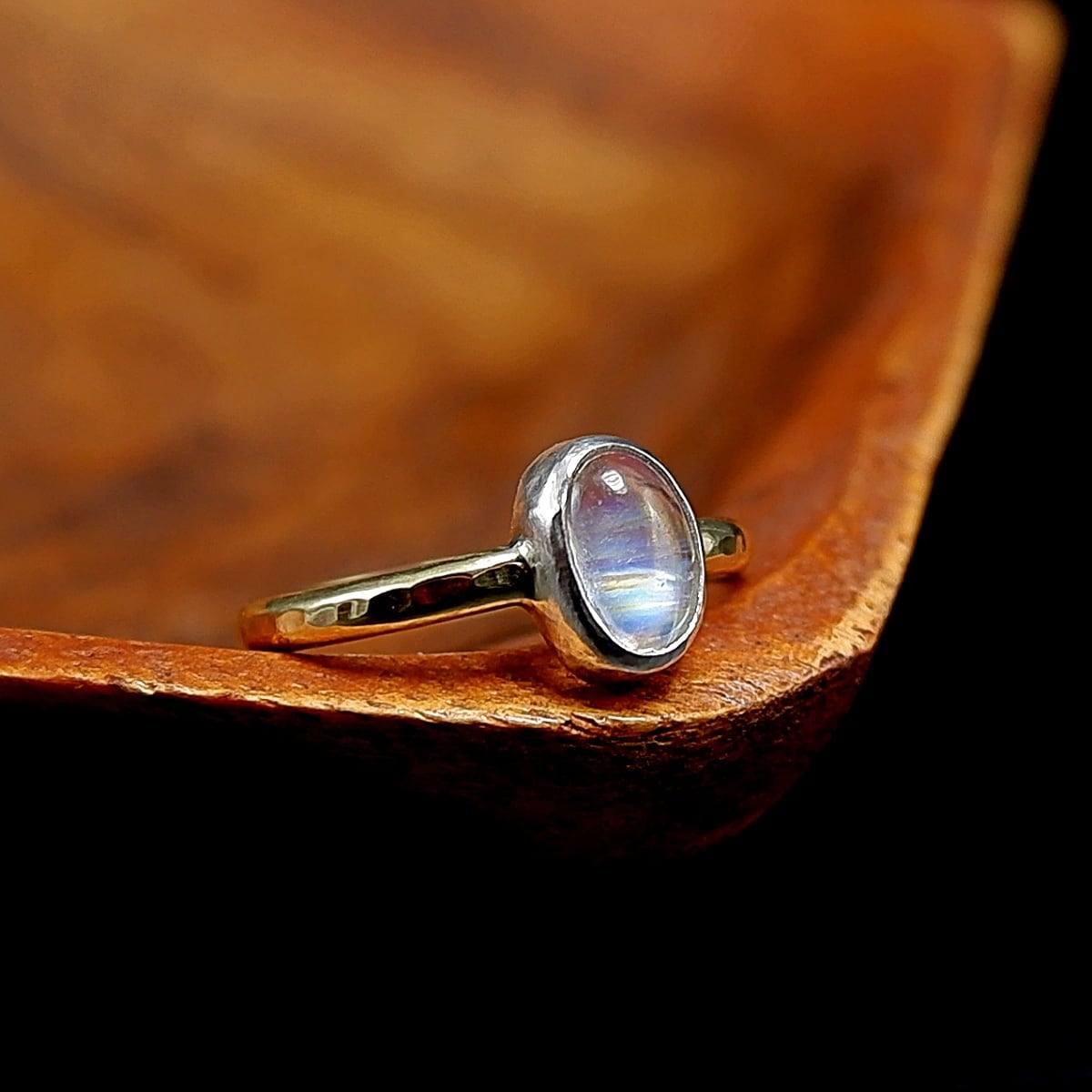 レインボームーンストーンのリング 11.5号 ～真鍮と銀の指輪～ 天然石