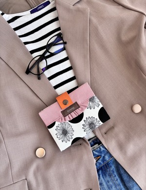 カードケース・マーガレットホワイト