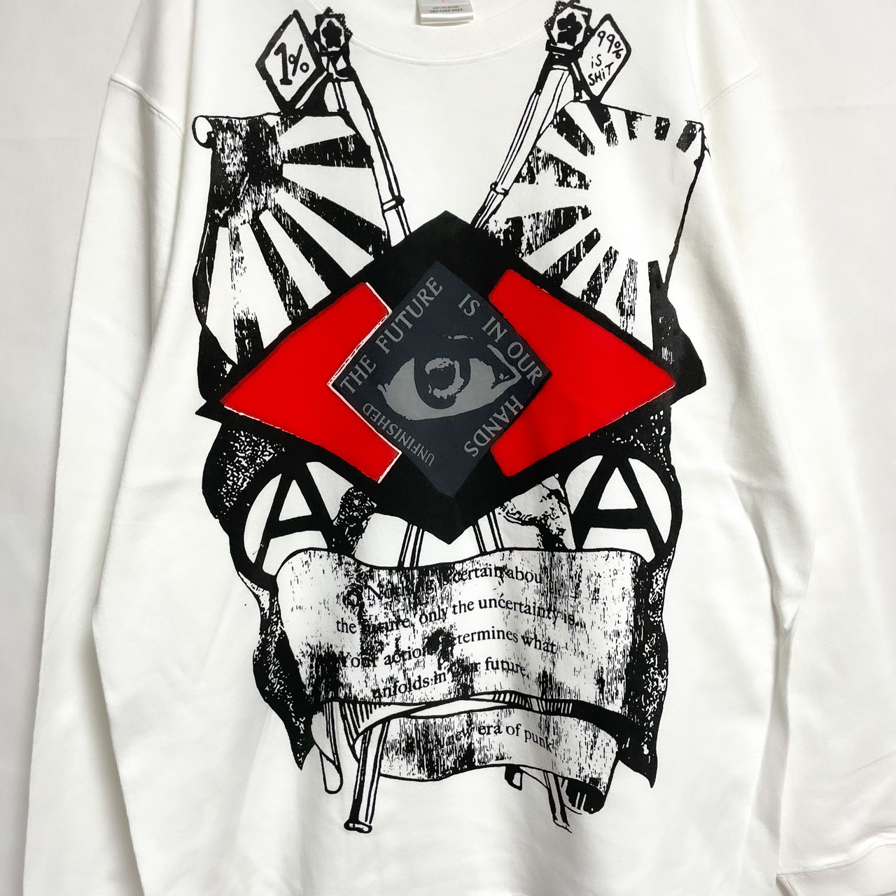 UNFINISHED world eye  longT White