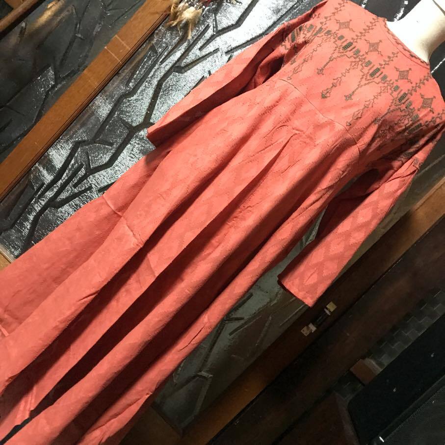 マライカ コットンジャガードゴシック刺繍ワンピース オレンジ