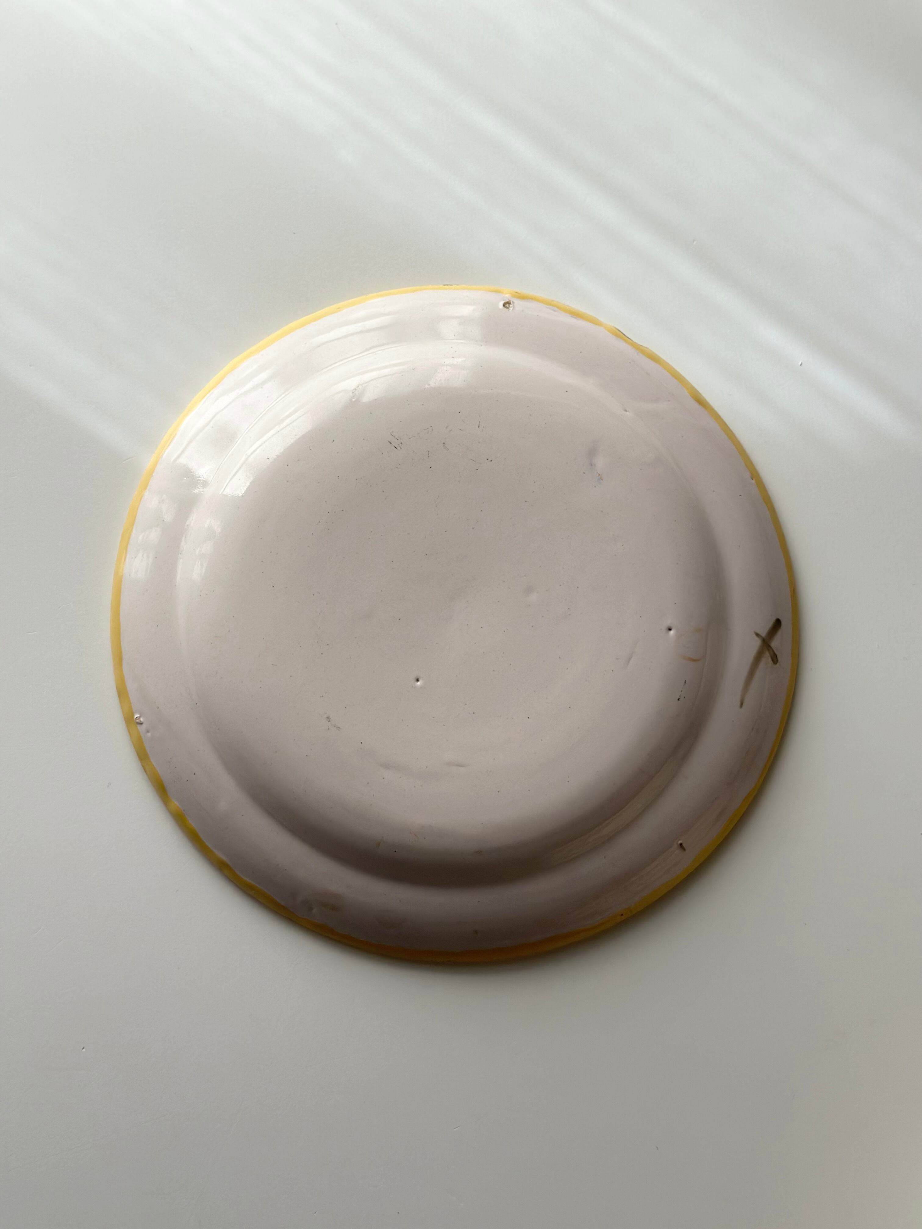 vintage french plate “moustiers” / yellow 多彩なムスティエ