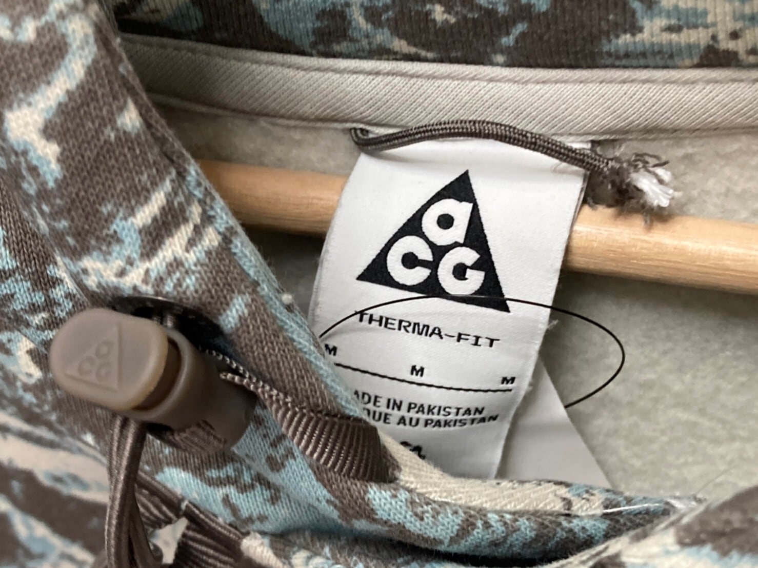 NIKE AS U NRG TF ACG FLC PO HOODIE LIGHT BONE MEDIUM DJ1426-072 
