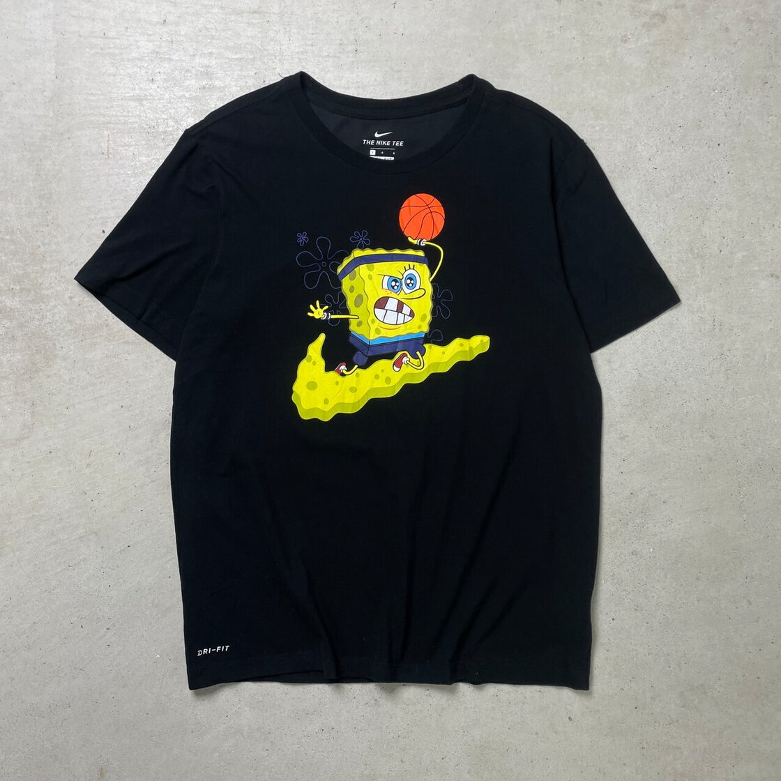 NIKE ナイキ DRI-FIT スポンジボブ キャラクタープリントTシャツ 