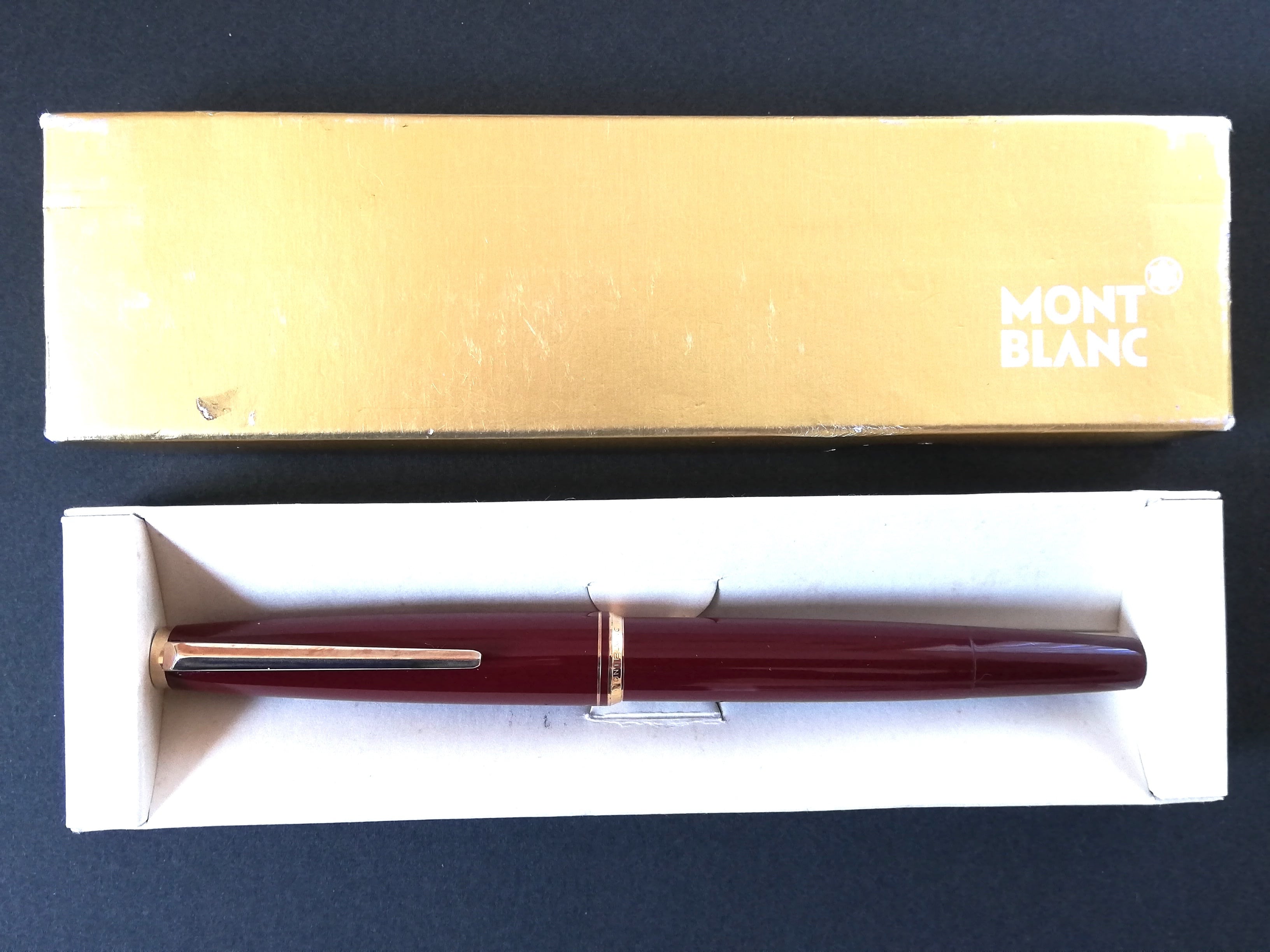 70s モンブラン 221 ボルドー MONTBLANC 221 (極細字) 14K 70s モンブラン 221 ボルドー MONTBLANC 221 (極細字) 14K