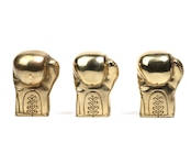 BRASS BOXING GLOVE PAPER WEIGHT.