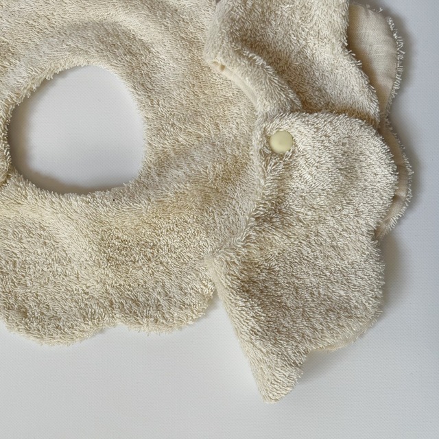 花びらスタイ 荒目パイル生地