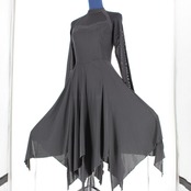 【美品 社交ダンス衣装】ワンピース ドレス 黒 ブラック 無地 シンプル シック 大人っぽい かわいい 可愛い 上品 気品 清楚