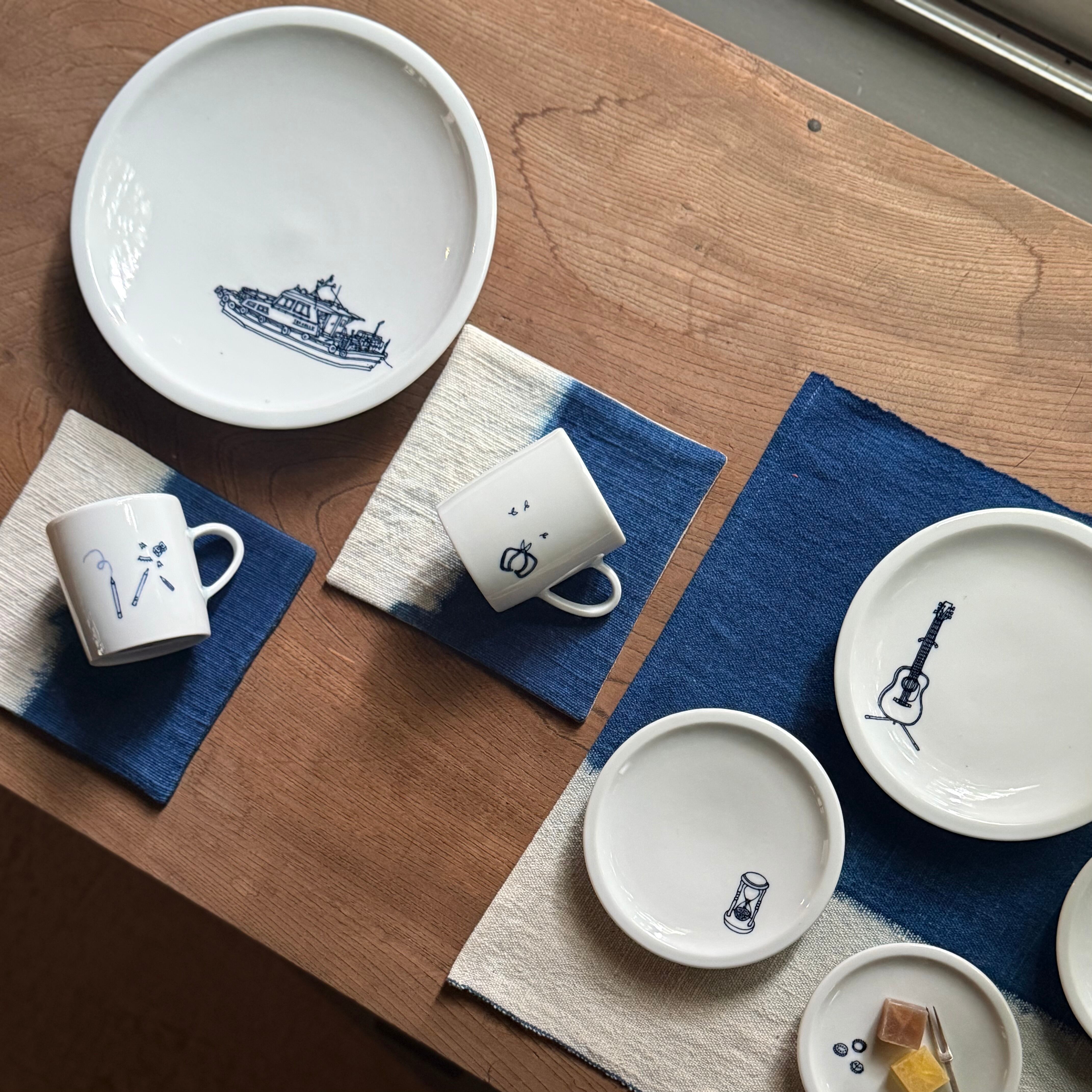 熊本充子 リム皿・7 レジャーボートと救命浮輪 | gallery 一白