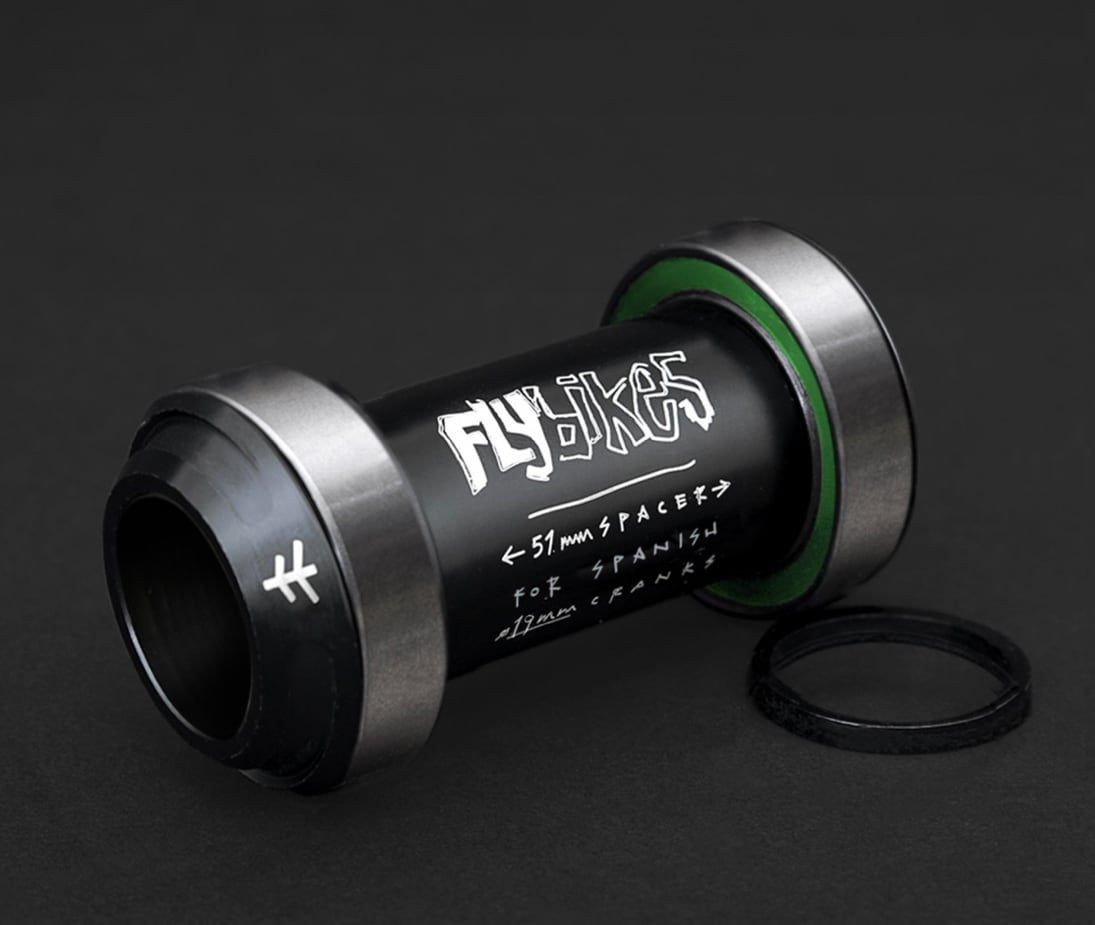 カーボンボトムブラケット Amazon | SHIMANO(シマノ) SAINT ボトムブラケット SM-BB80 68