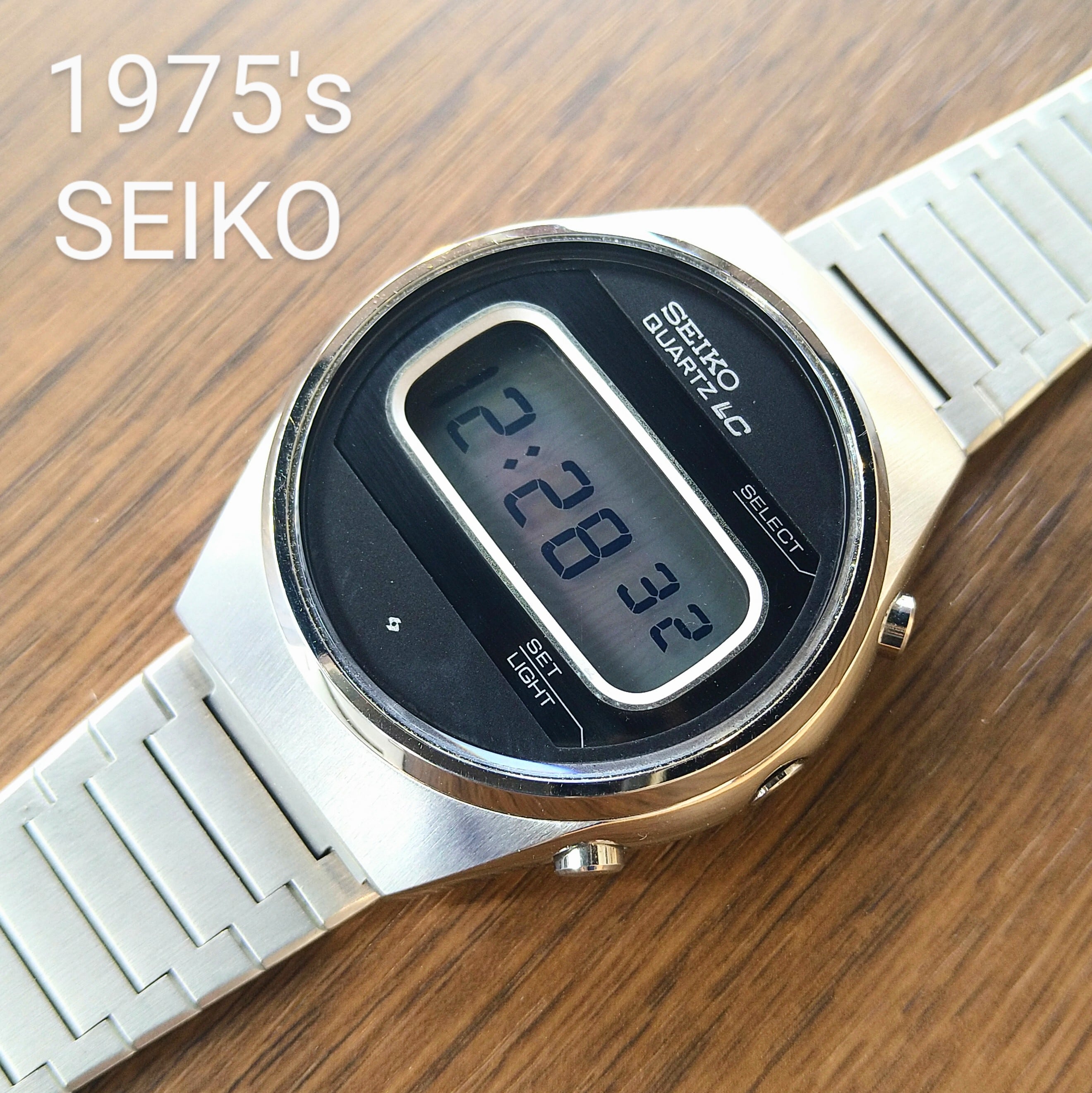 SEIKO VINTAGE DIGITAL QUARTZ LC | watchshop L