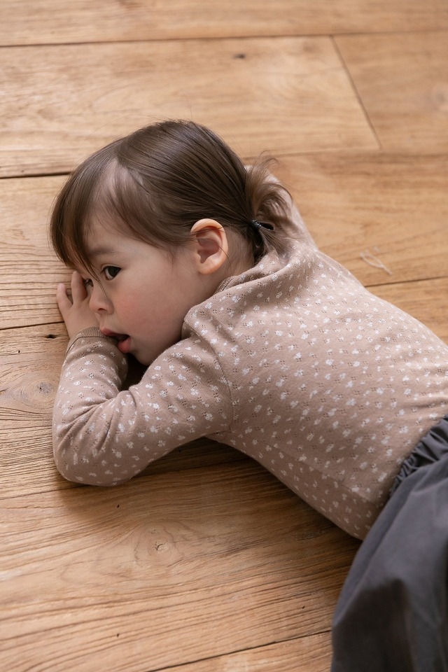 《予約》送料無料【oatmeal】Floral Slim Tee