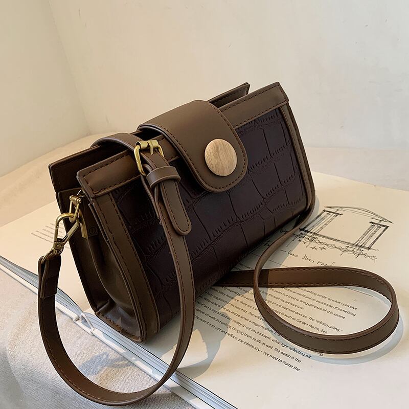 レトロな香港スタイルのスモールバッグ女性2020ニューウェーブバージョンのワイルドメッセンジャーバッグシンプルなファッションショルダーバッグスモールスクエアバッグ Tiancai_Wing_Bag38179179699