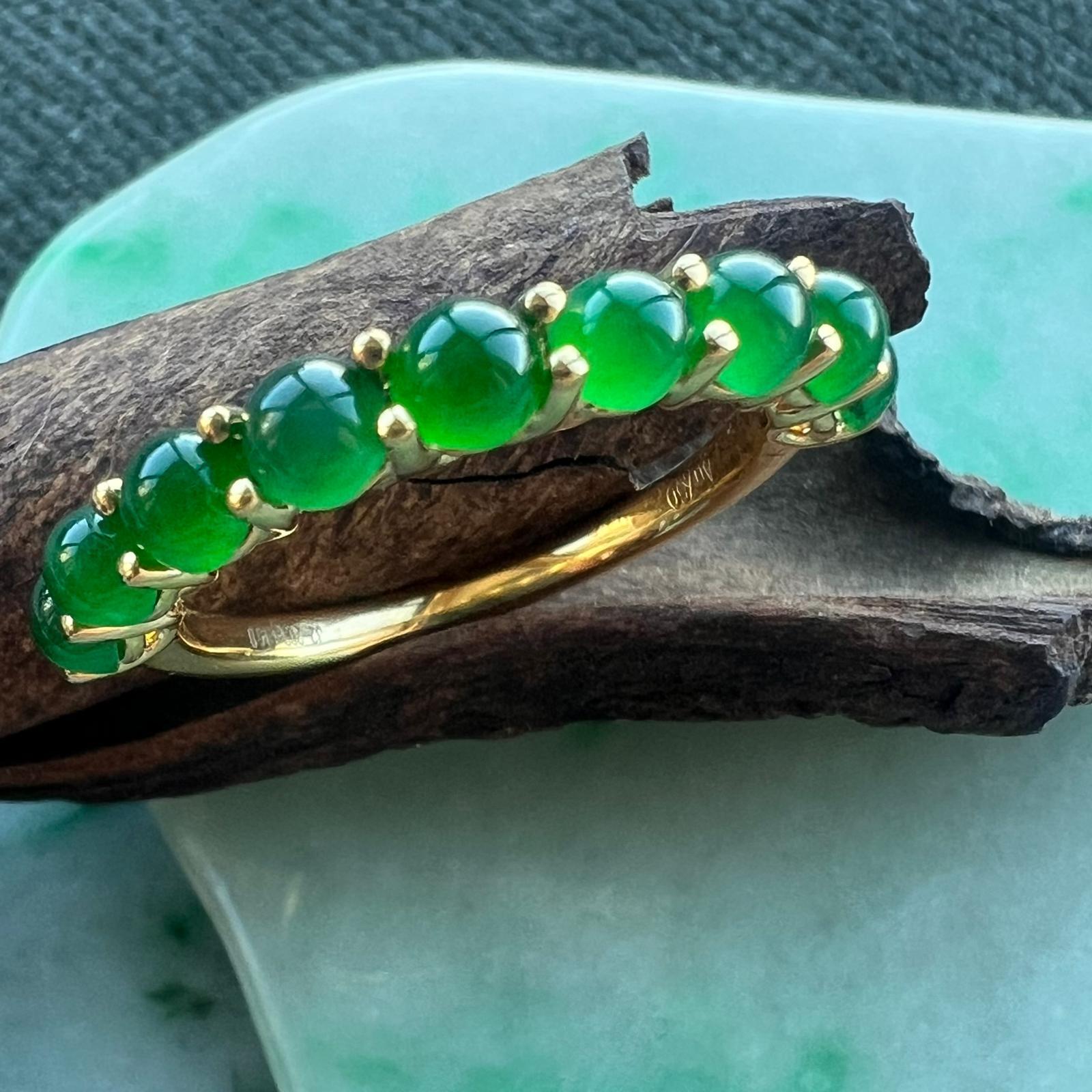緑色の装飾的な金属製リング 3.5mm Jade Gold Ring AMU | Victorian Box