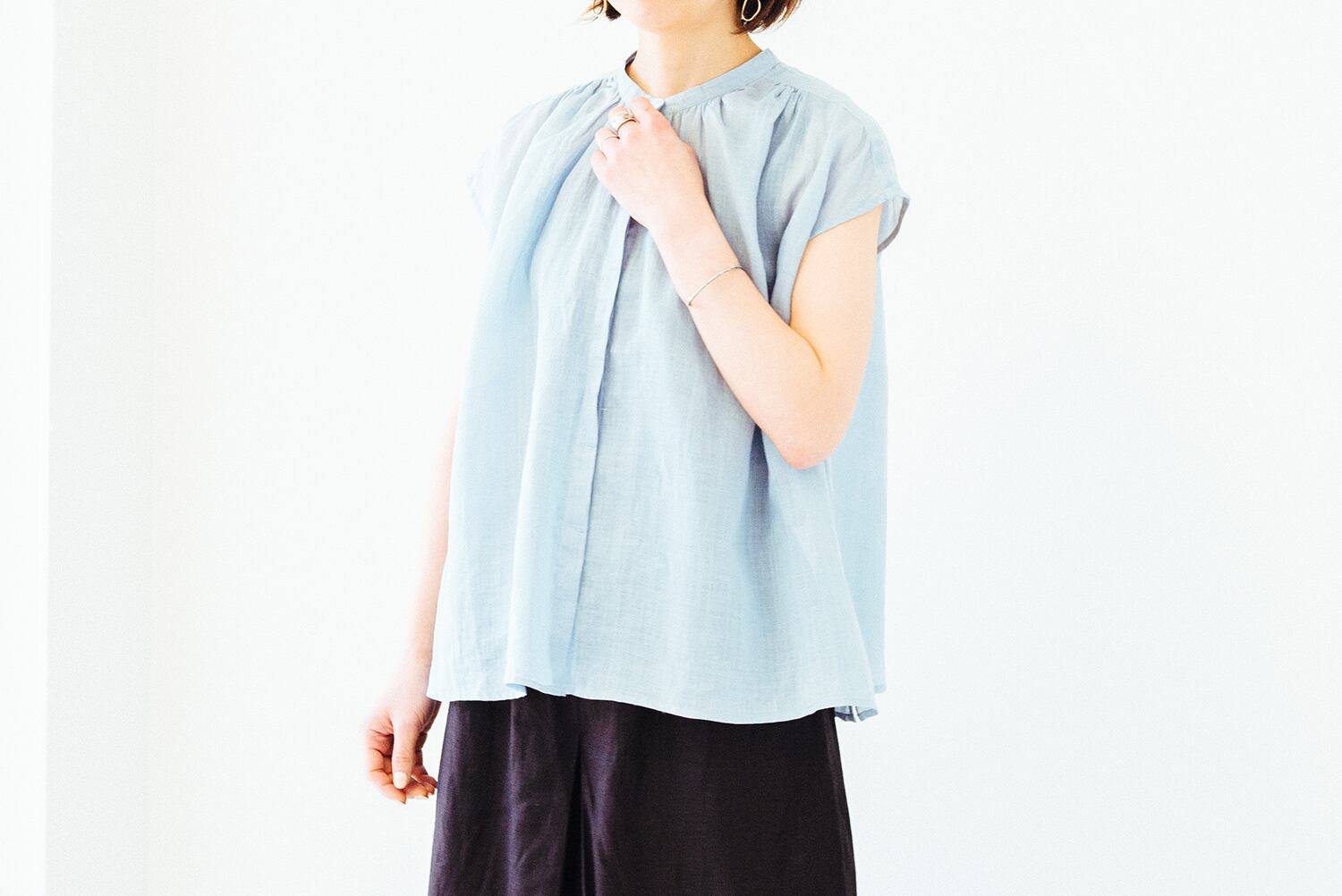 SHEER LINEN - FRENCH SLEEVE BLOUSE：シアーリネン - フレンチ ...