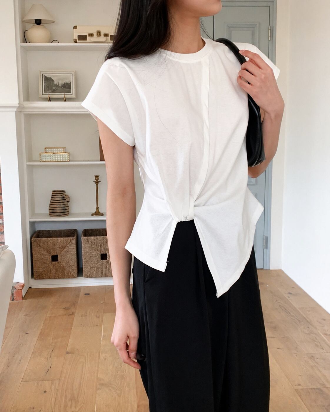 即納＊draped twist tops （White / Black） | cerva golf&lifestyle