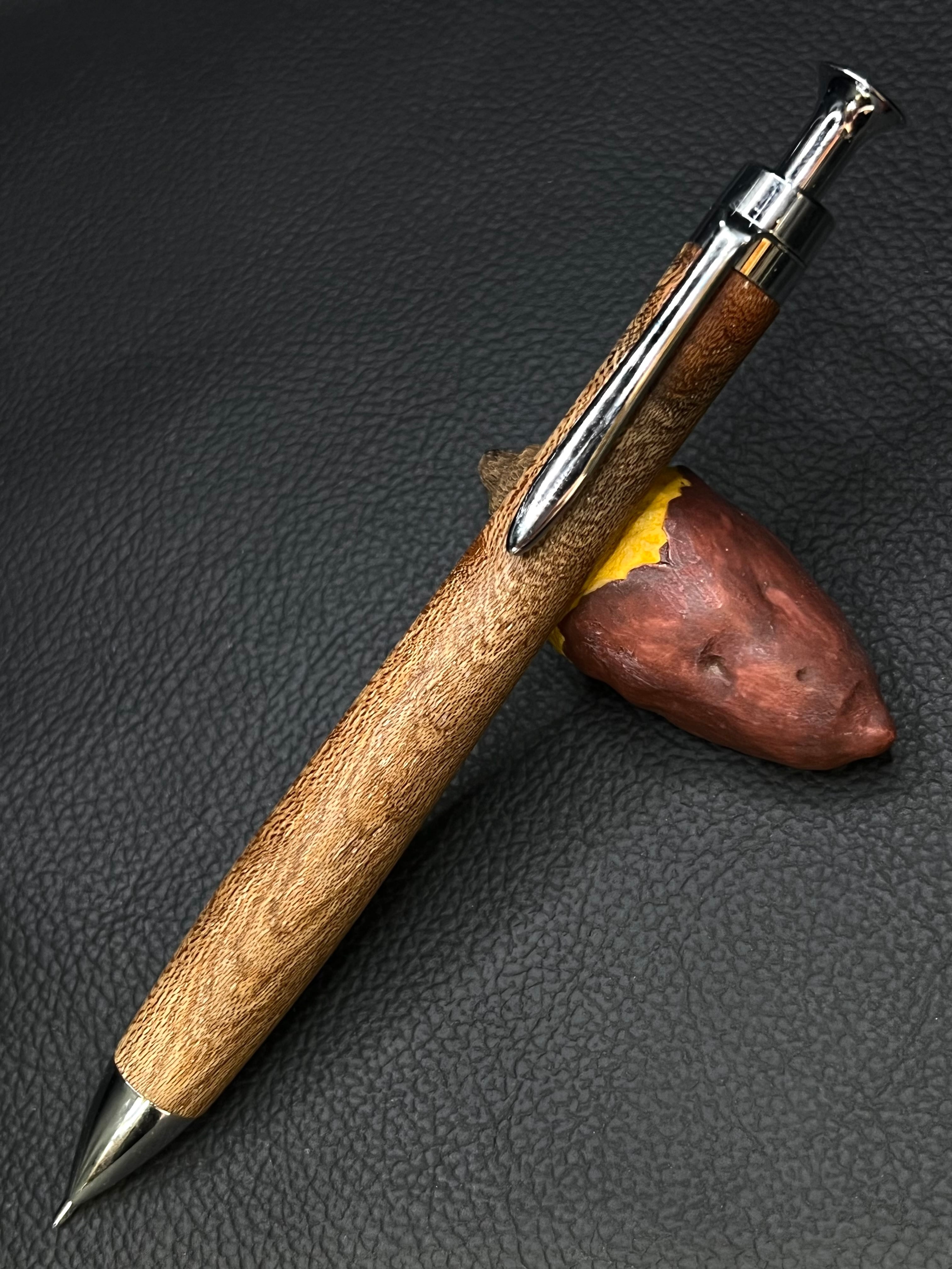 12 欅（ケヤキ）極上玉杢 【キャンセル品の為20％オフ】 | こぶた工房