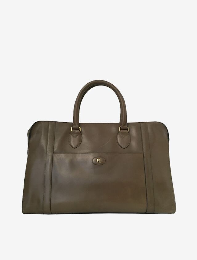 AIGNER アイグナー　ボストン　レザー　ブラウン　茶色 AIGNER アイグナー ボストン レザー ブラウン 茶色 AIGNER