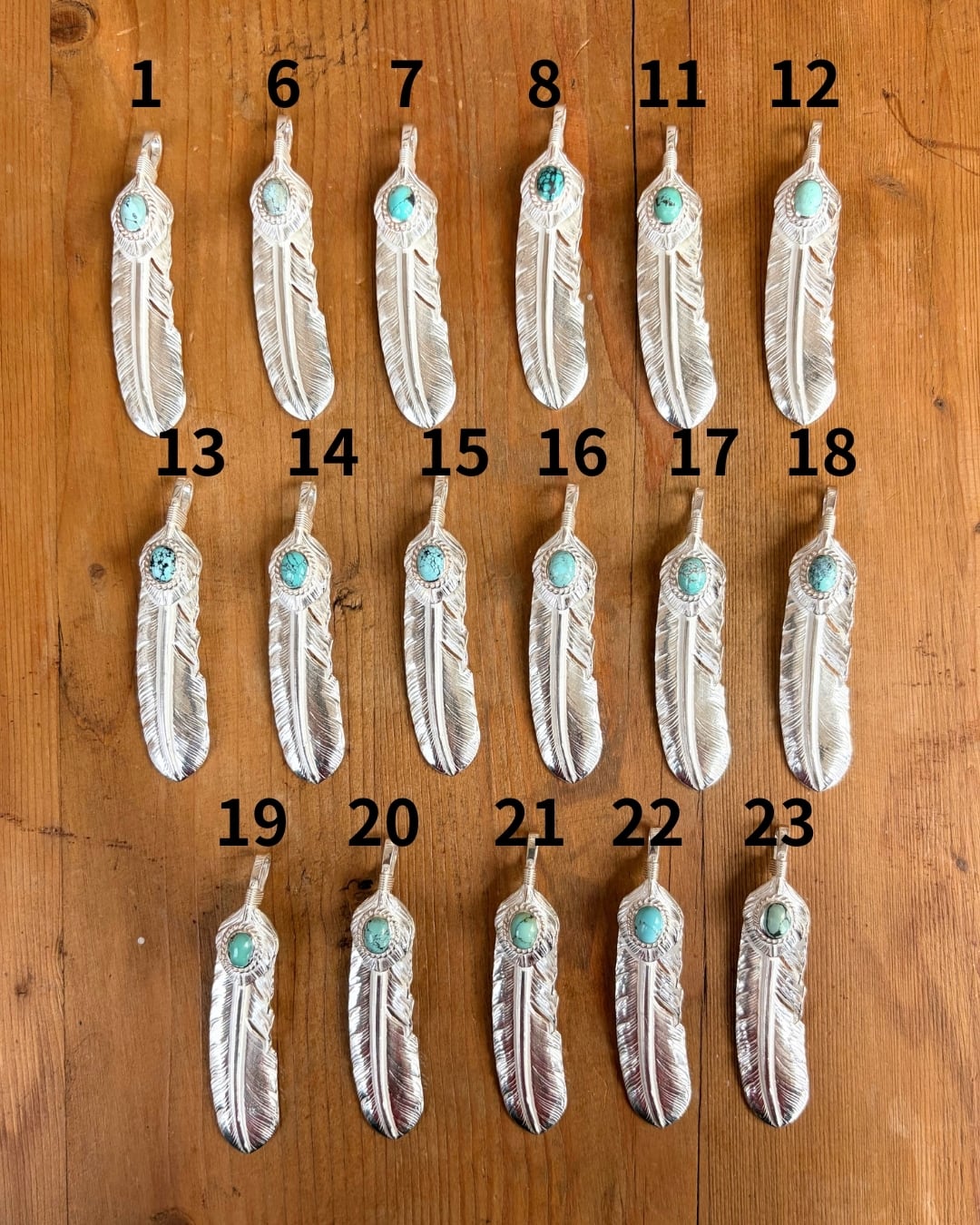 【NEWカラー入荷！】上銀銀縄天然ターコイズ付き特大フェザー（左向き）