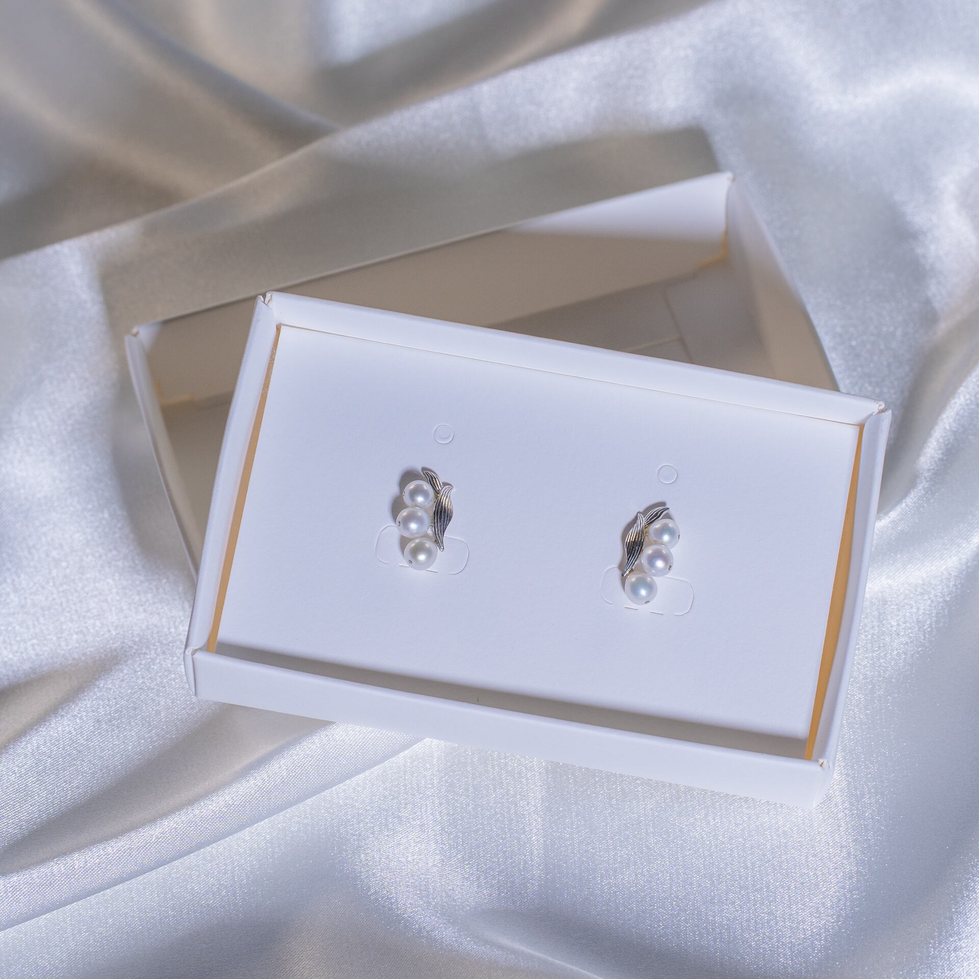 鈴蘭モチーフ 淡水真珠 ピアス レディース シルバー 花モチーフ 上品