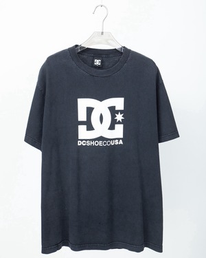"DCSHOECOUSA" good fade print T-shirt