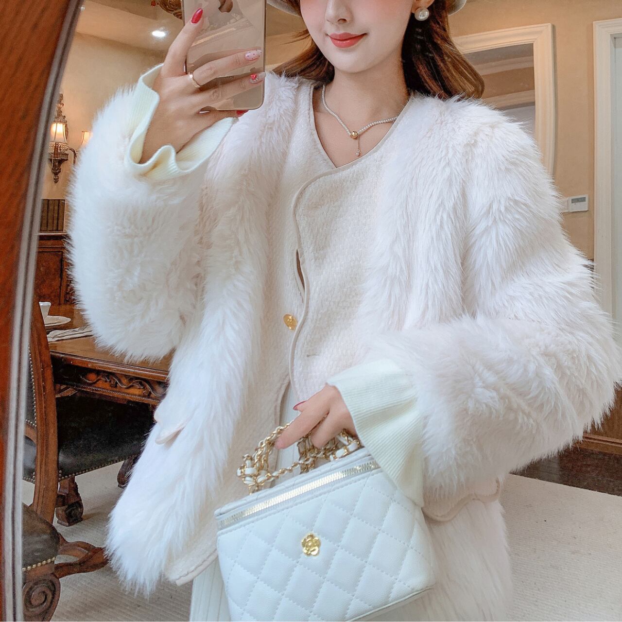 ふわふわ フェイクファー ノーカラー ショートコート-ホワイト