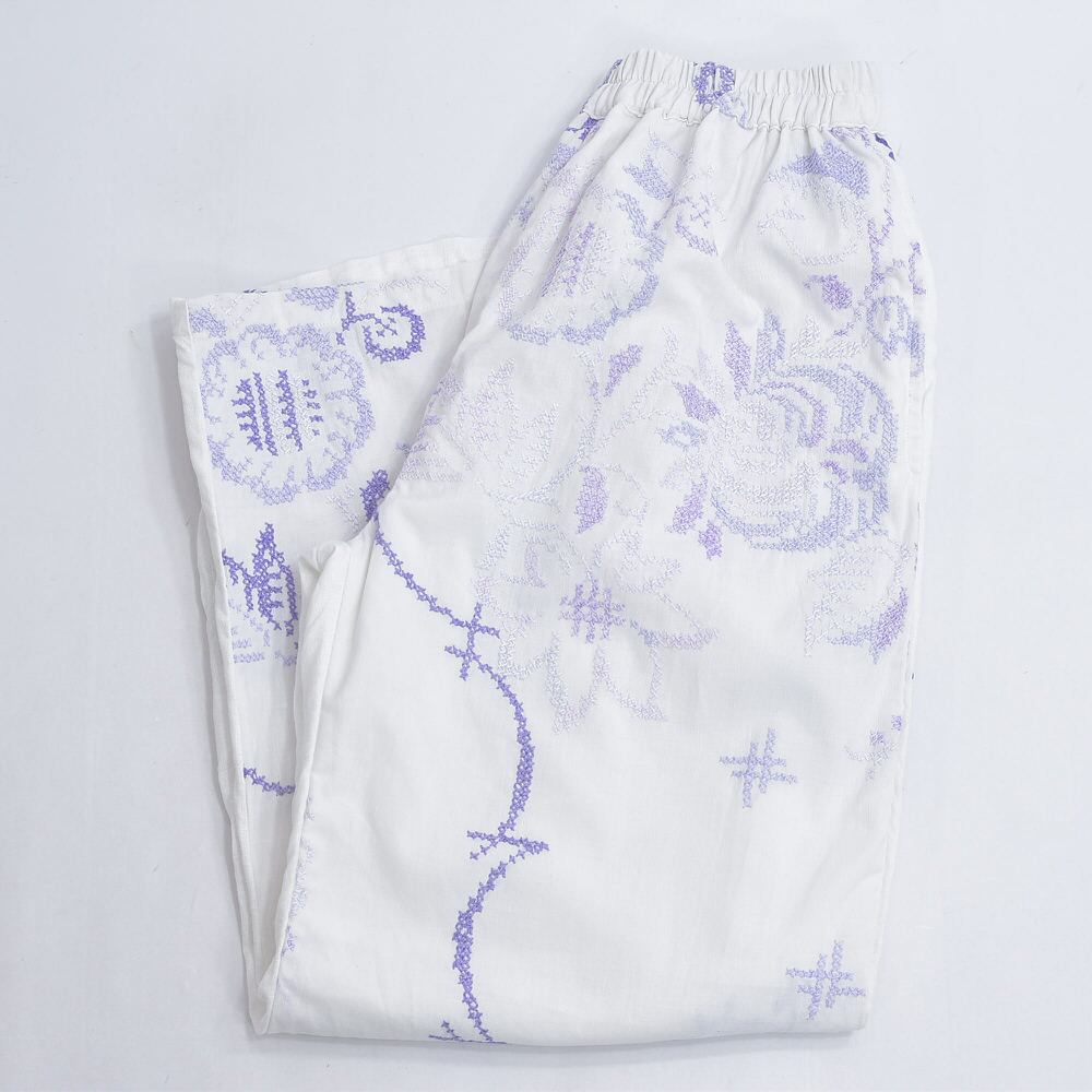 Remakeリメイク 再構築 パッチワーク&フラワー刺繍 デザイン ルーズシルエット コットン イージーパンツ ホワイト 古着 裏地付き レディースW62~92cm