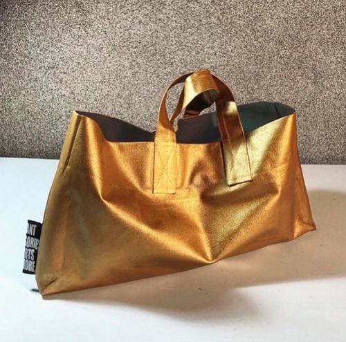 Painted Tote Gold