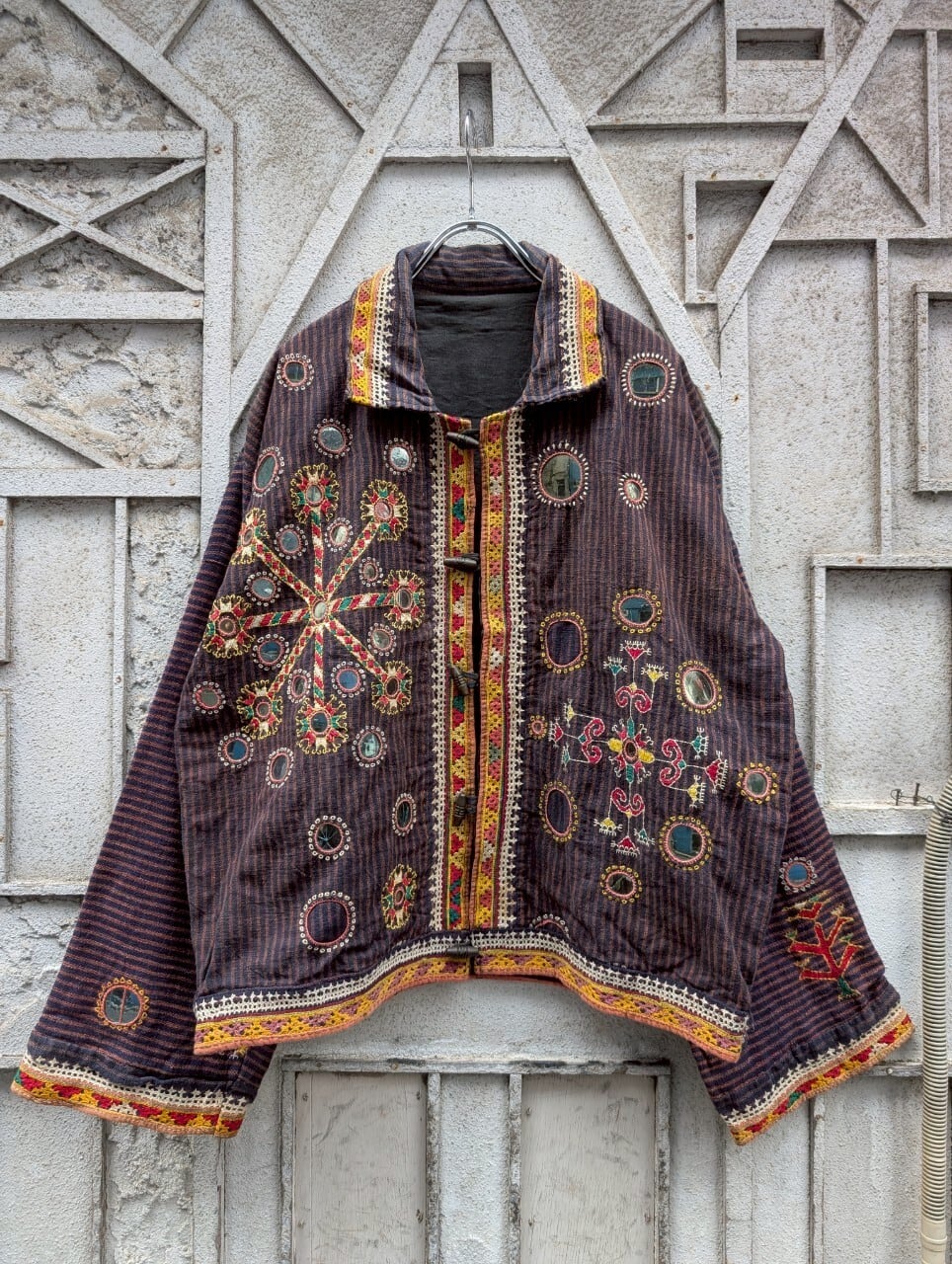 "EMBROIDERY" mirror design jacket