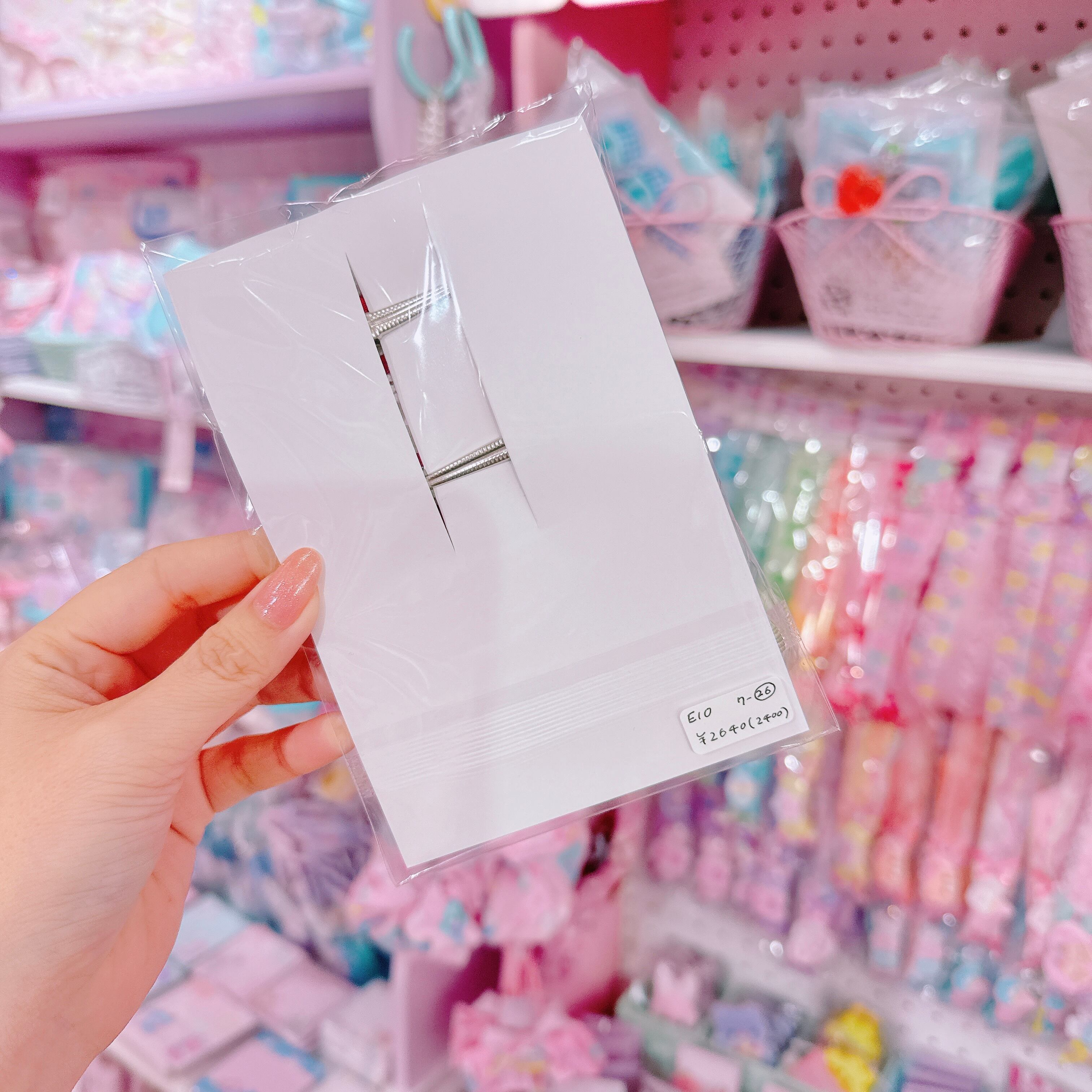 【E10】7-26ツインヘアクリップ