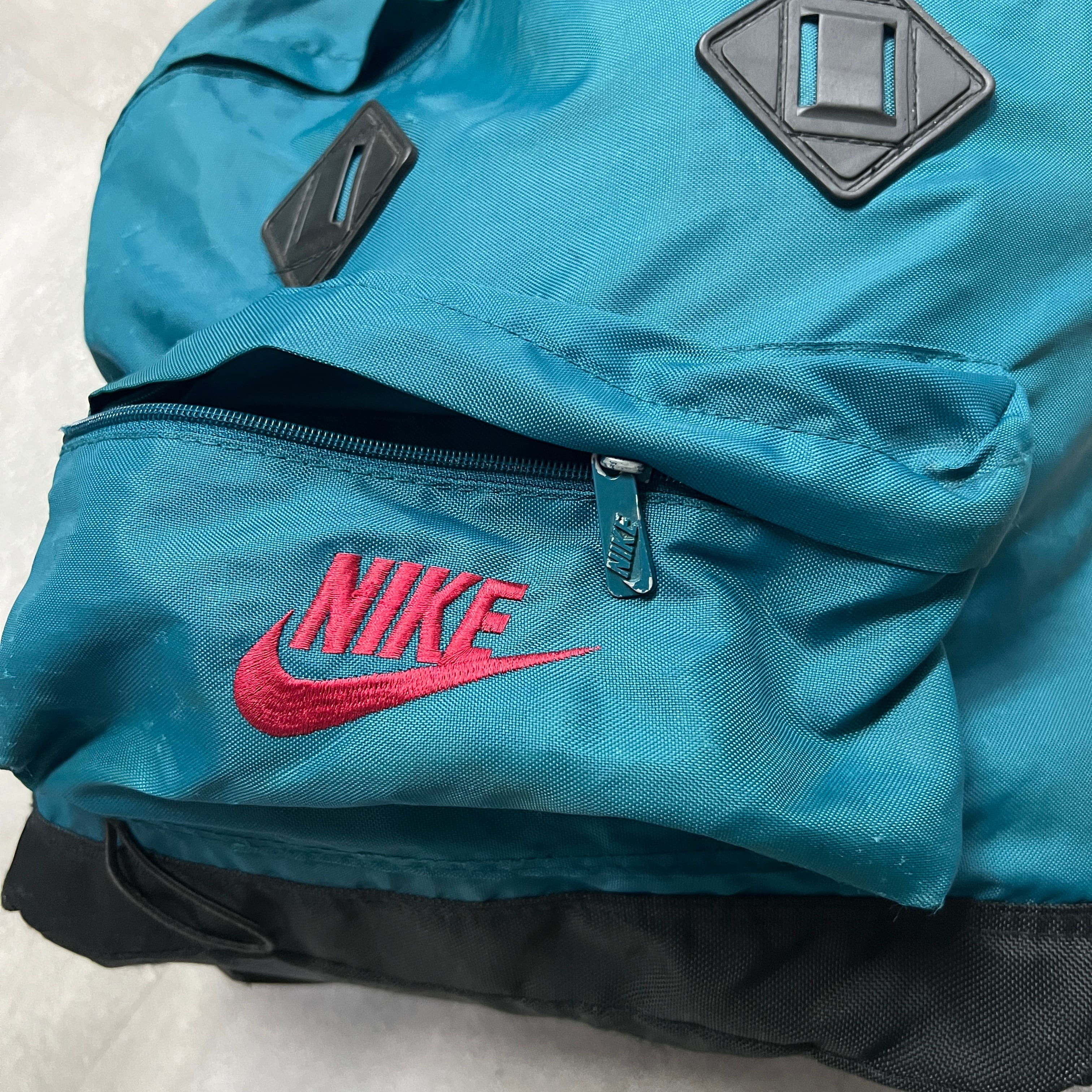 90'sナイキNikeナイロンデイパックリュックサック古着ヴィンテージ