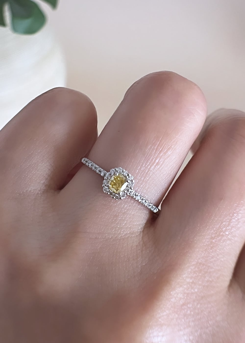 ファンシー ディープブラウニッシュイエロー ダイヤモンドリング 0.143