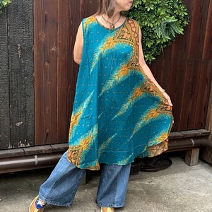 ゆったりペイズリー柄ワンピース