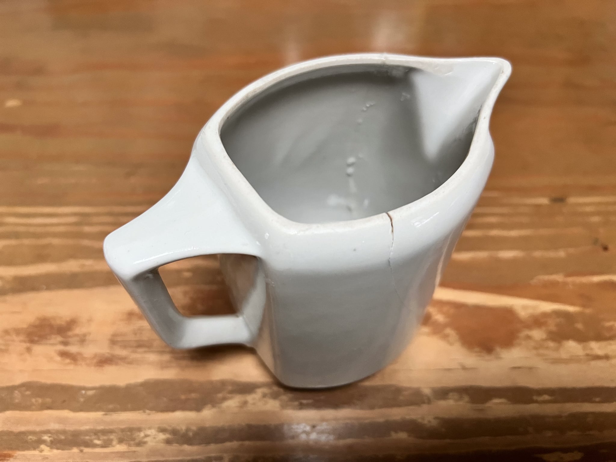 花柄がかわいい陶器の小さなピッチャー (大)フレンチアンティーク ブロカント