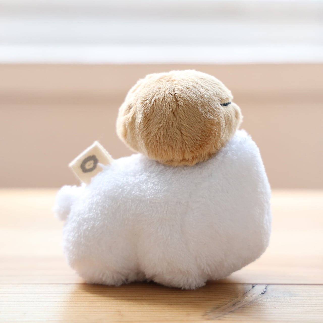 お値下げ品】あんぱんなでウサ (MK-511) | もくもくちゃん公式
