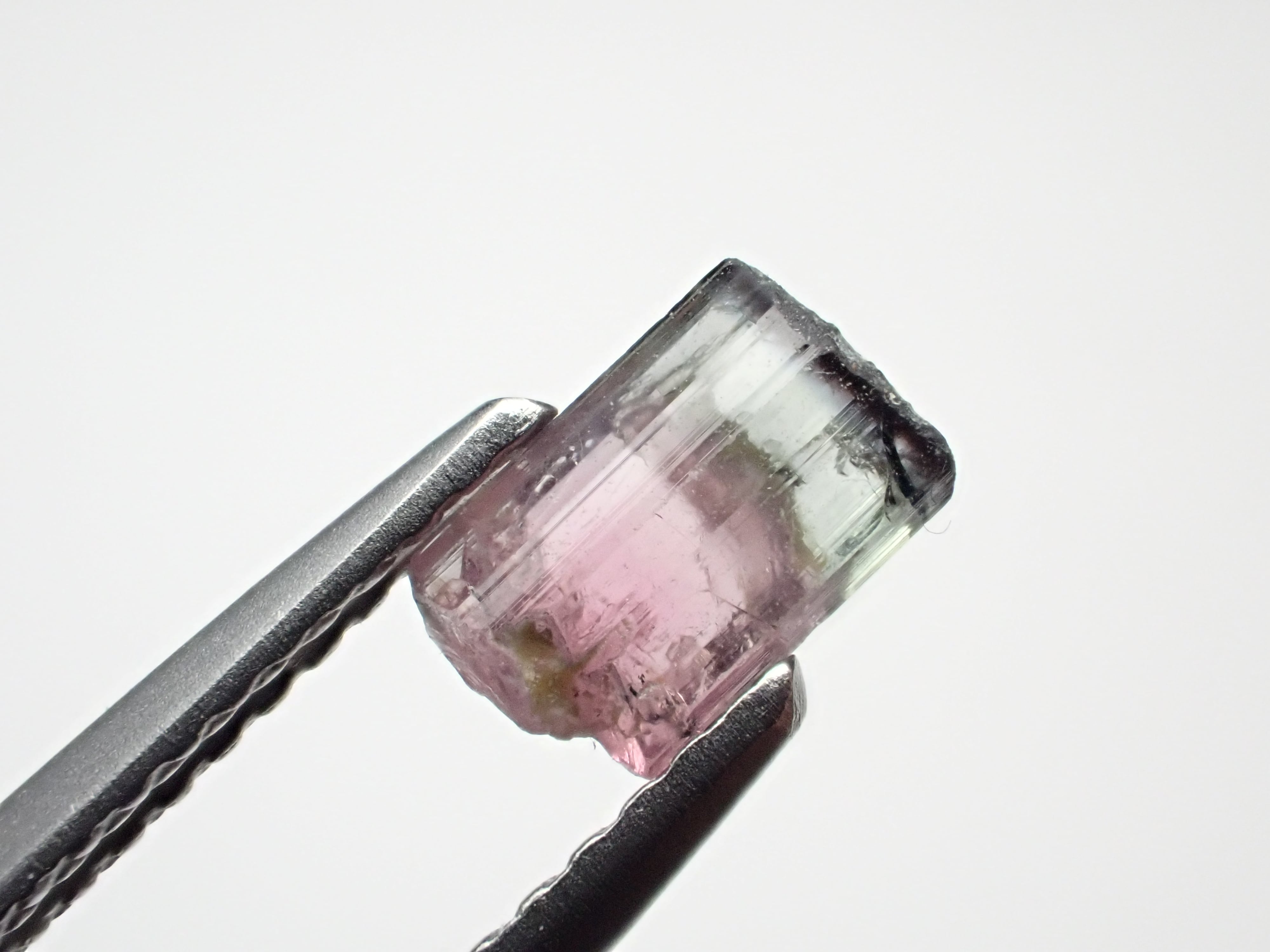 エルバイトトルマリン 結晶原石 アフガニスタン R3-6567 | MineralQuest