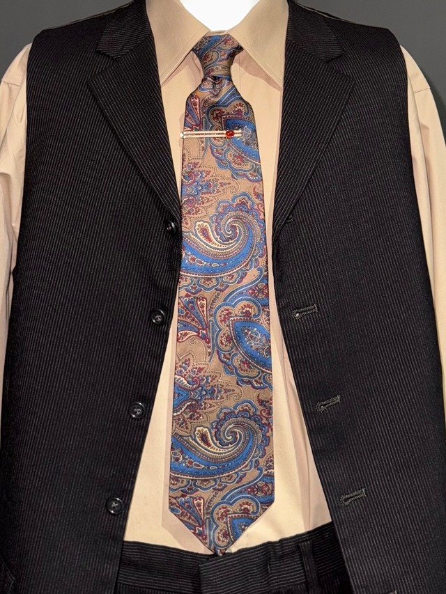 vintage silk necktie / brown × blue paisley