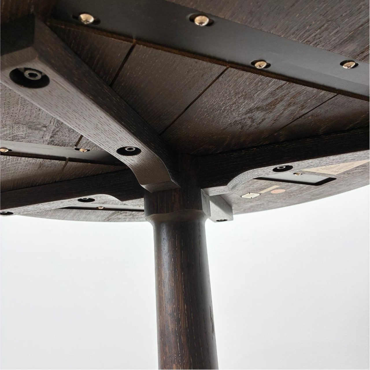 ASPLUND SQUARE ROOTS NEW BISTORO ROUND TABLE SEARED OAK アスプルンド スクエアルーツ ニュービストロ ラウンドテーブルシアードオーク ナチュラル オーク材 カフェテーブル バー【未使用品】【未開封】【170サイズx2】